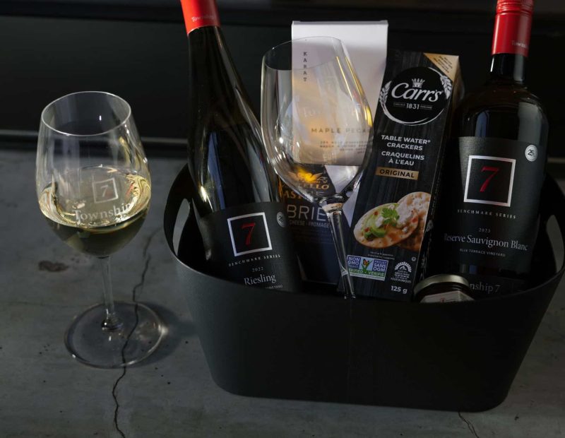 Aromatic White Wine Indulgence Gift Basket